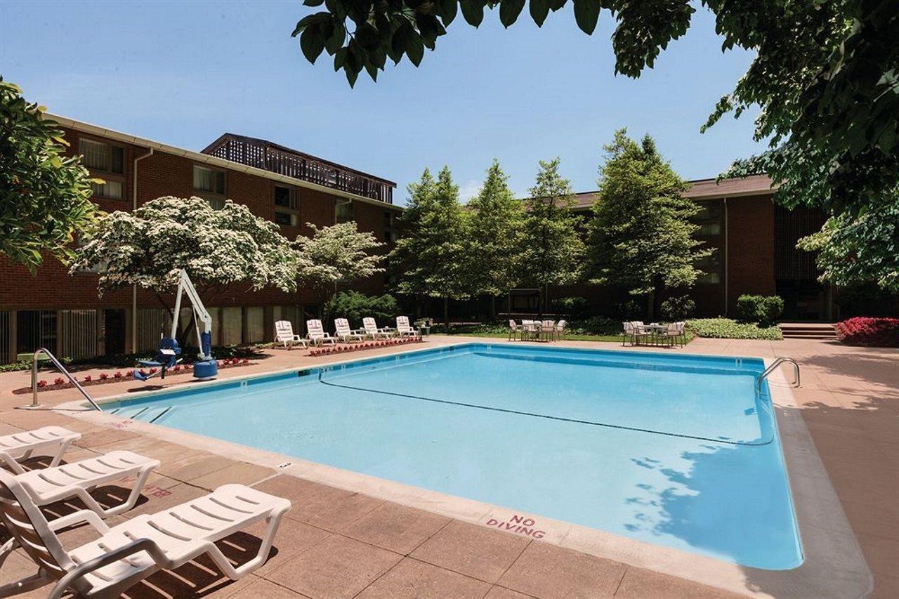 Delta By Marriott North 4*